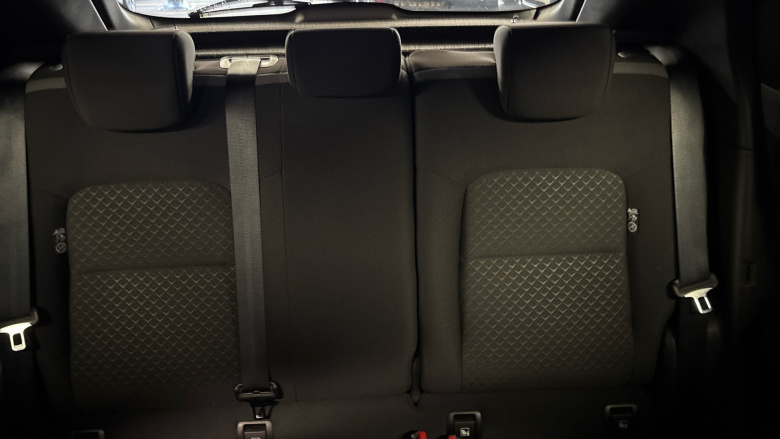 Nissan Juke 1.0 DiG-T 114 N-Connecta 5dr DCT Petrol Hatchback